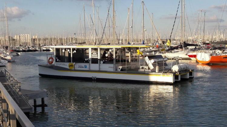Location Petit Voilier Hotel La Rochelle  Exterior photo